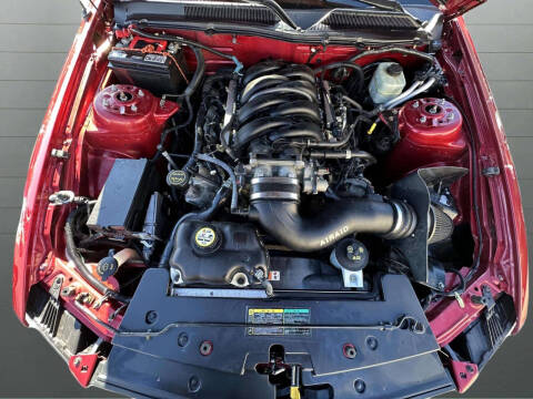 2005 Ford Mustang GT Deluxe