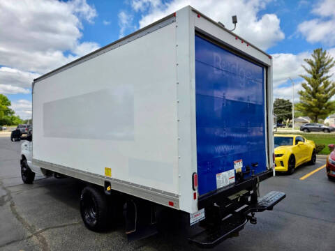 2019 Ford E-Series