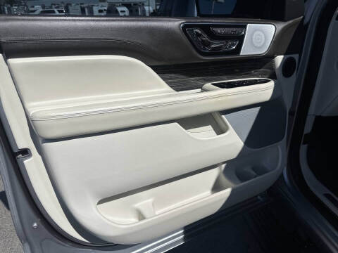 2021 Lincoln Navigator L Black Label