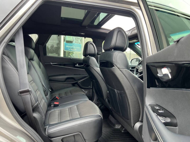 2016 Kia Sorento SX Limited