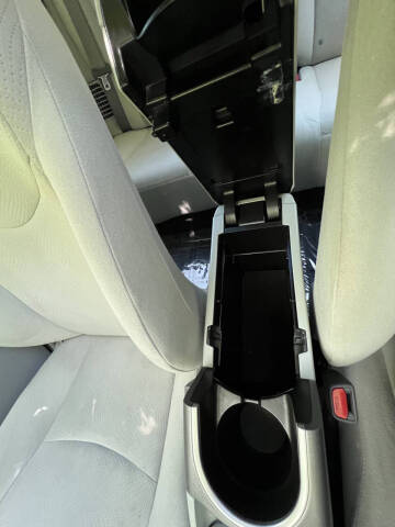 2015 Toyota Prius Three