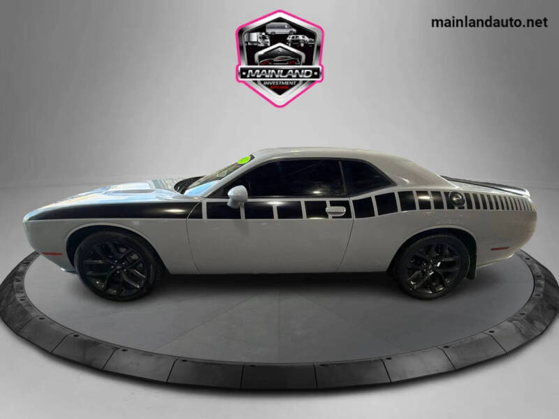 2021 Dodge Challenger SXT