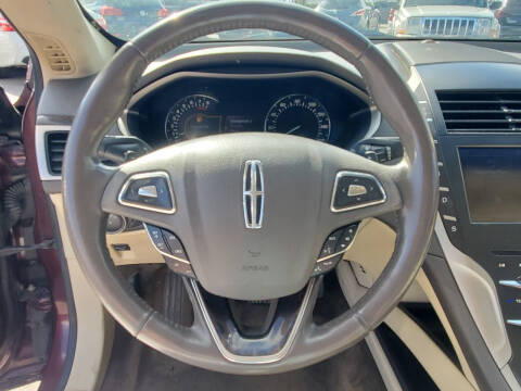 2013 Lincoln MKZ