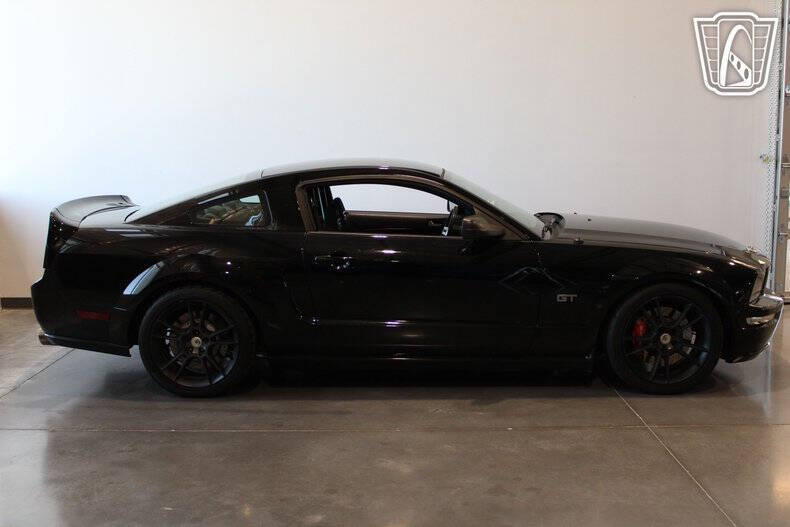 2005 Ford Mustang