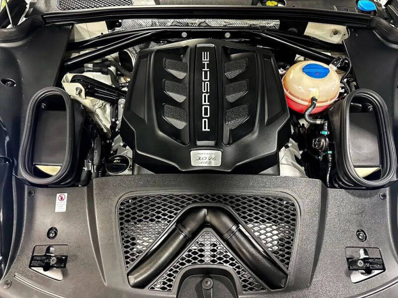 2017 Porsche Macan GTS
