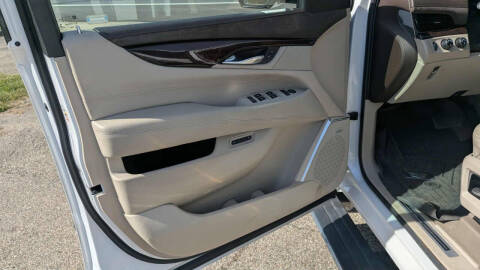 2016 Cadillac Escalade Premium Collection