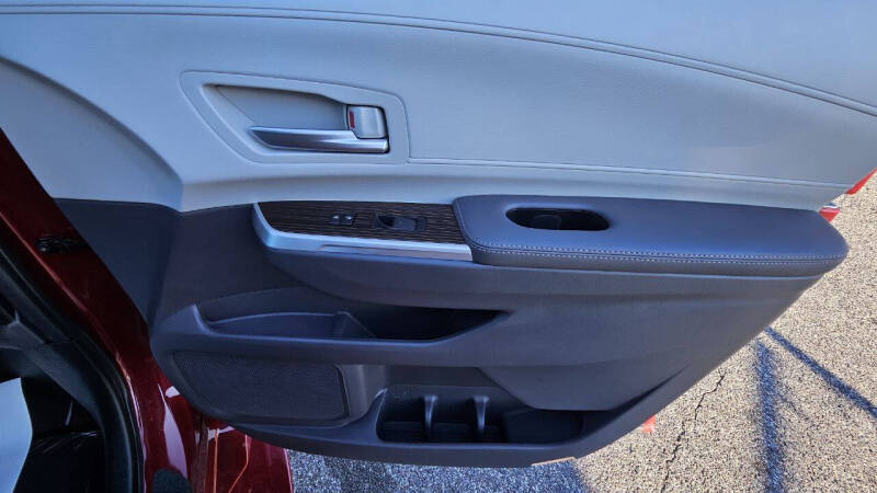 2024 Toyota Sienna XLE 7-Passenger