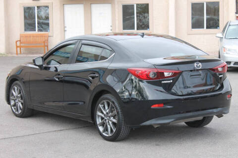 2018 Mazda MAZDA3 Touring