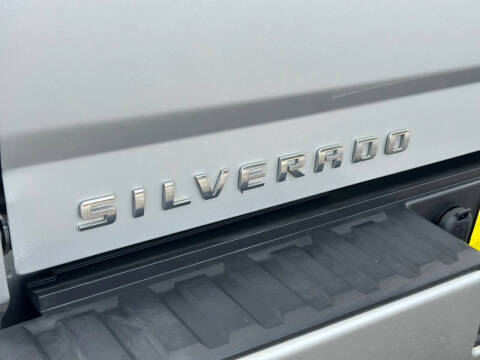 2017 Chevrolet Silverado 1500 Custom