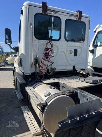 2015 Freightliner Cascadia