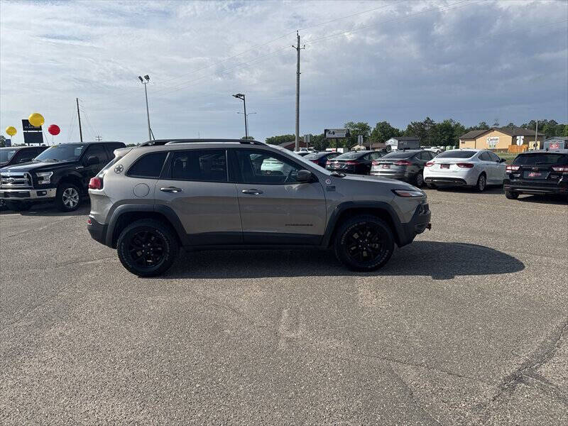 2017 Jeep Cherokee Trailhawk