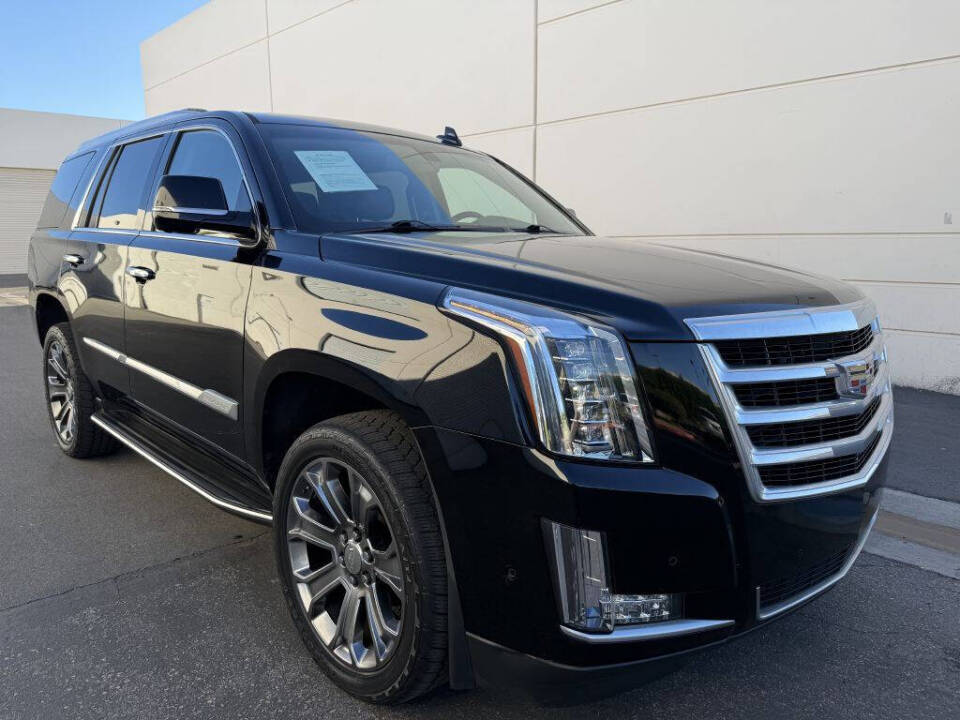 2018 Cadillac Escalade Base's photo