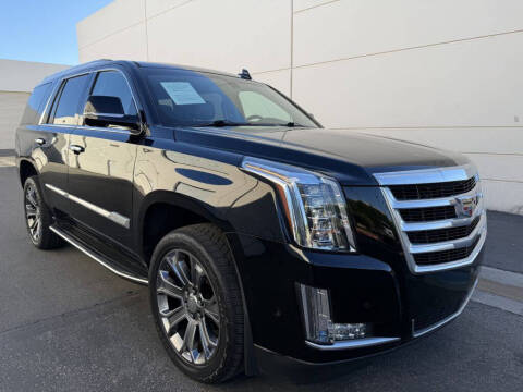2018 Cadillac Escalade Standard