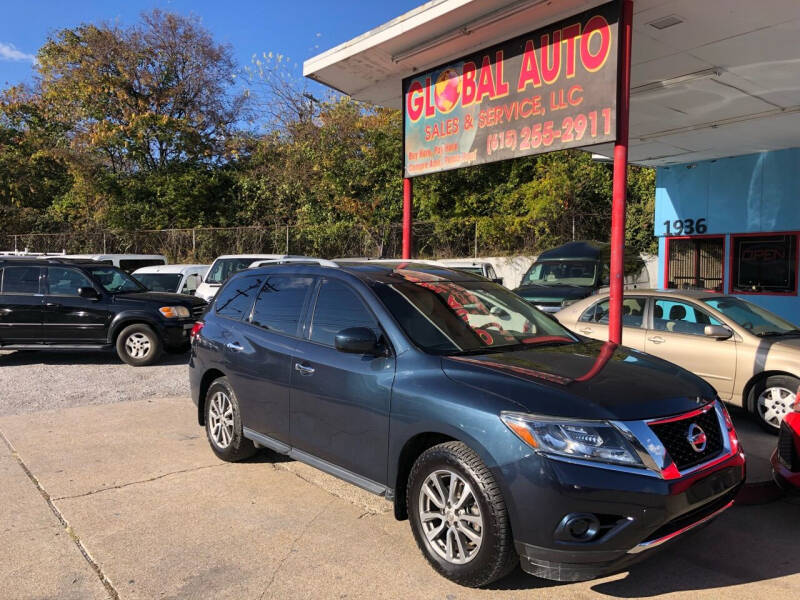 2016 Nissan Pathfinder for sale at Global Auto Sales and Service in Nashville TN