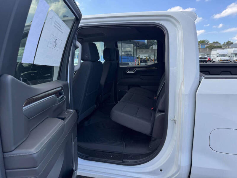 2025 Chevrolet Silverado 1500