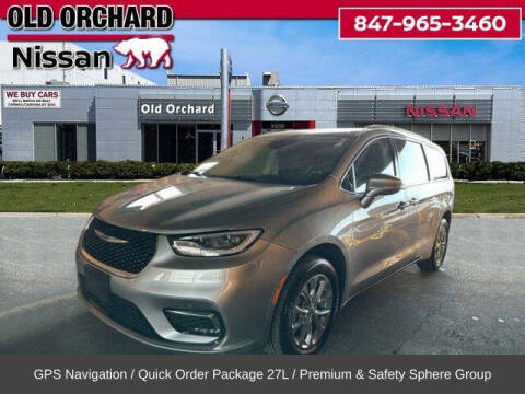 2021 Chrysler Pacifica for sale at Old Orchard Nissan in Skokie IL