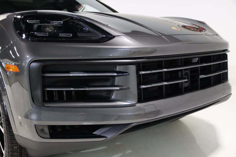 2024 Porsche Cayenne