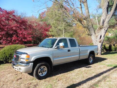 2005 GMC Sierra 2500HD for sale at Motion Motorcars in New Milford CT