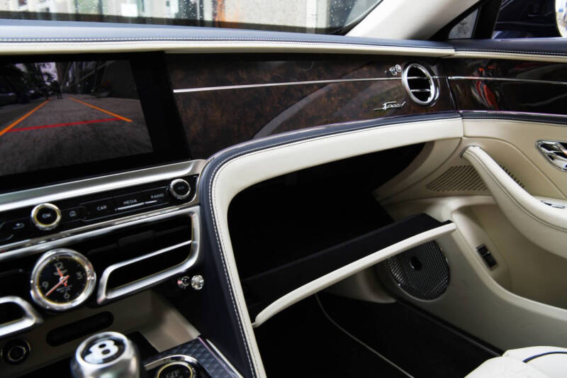 2025 Bentley Flying Spur Speed