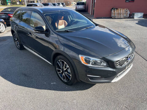 2015 Volvo V60 Cross Country T5 Platinum