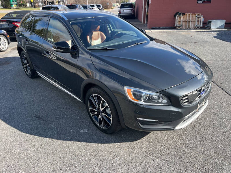2015 Volvo V60 Cross Country T5 Platinum
