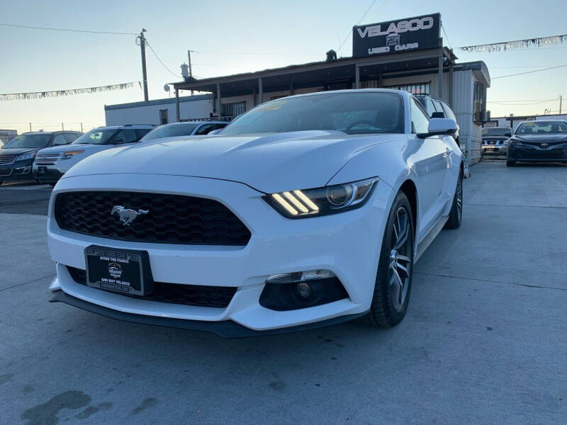 2017 Ford Mustang for sale at Velascos Used Car Sales in Hermiston OR