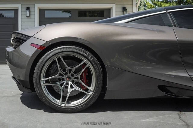 2018 McLaren 720S Luxury