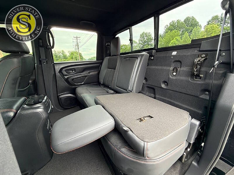 2021 Nissan Titan