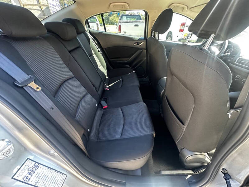 2016 Mazda MAZDA3 i Sport