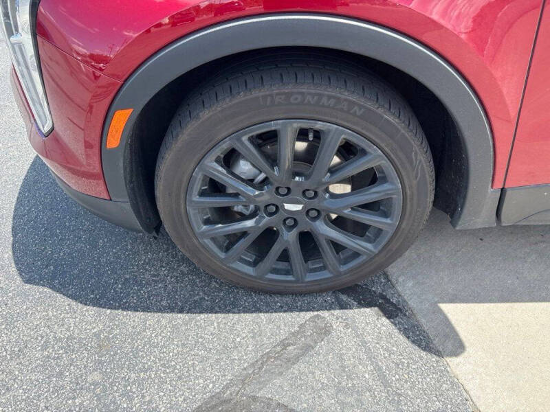 2022 Cadillac XT4 Luxury
