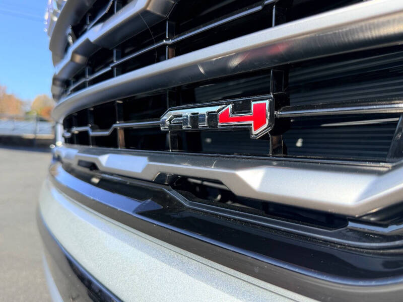 2025 GMC Yukon AT4 Ultimate