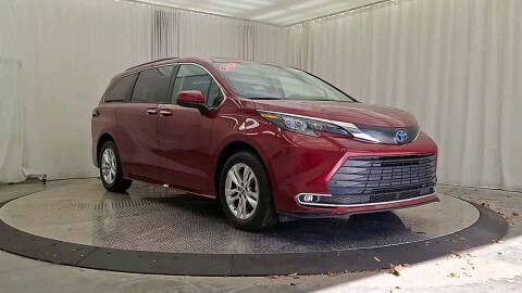 2024 Toyota Sienna XLE 7-Passenger