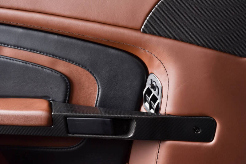 2017 Aston Martin V12 Vantage S Roadster