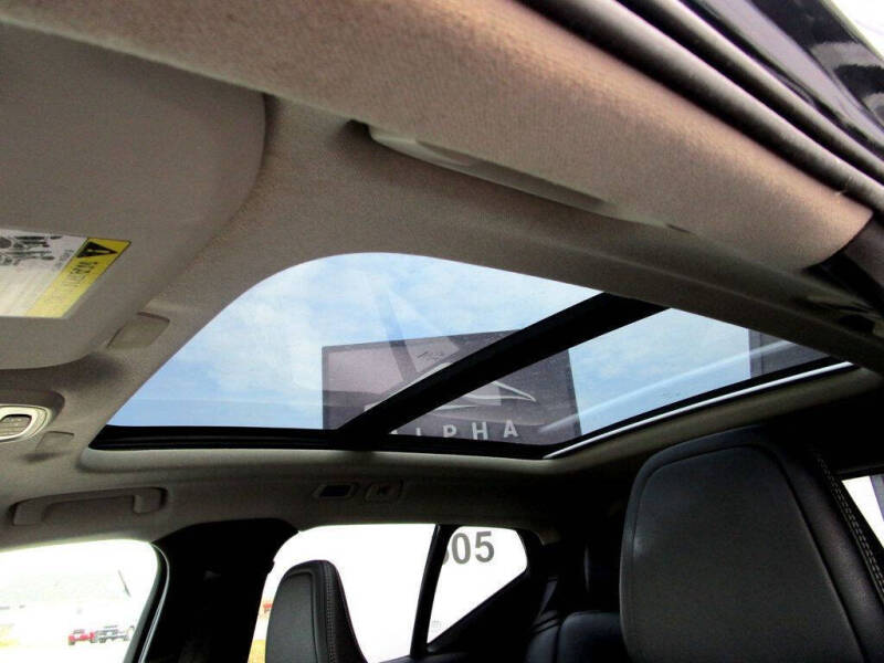 2020 Volvo XC40 T5 Momentum