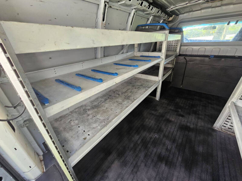 2019 Chevrolet Express 2500