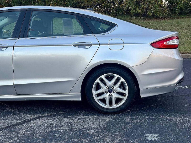 2016 Ford Fusion SE