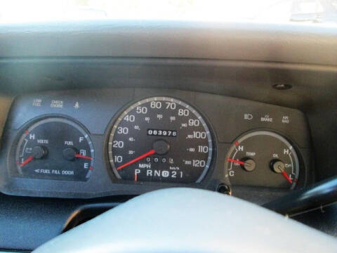 2000 Ford Crown Victoria LX