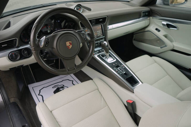 2013 Porsche 911 Carrera S