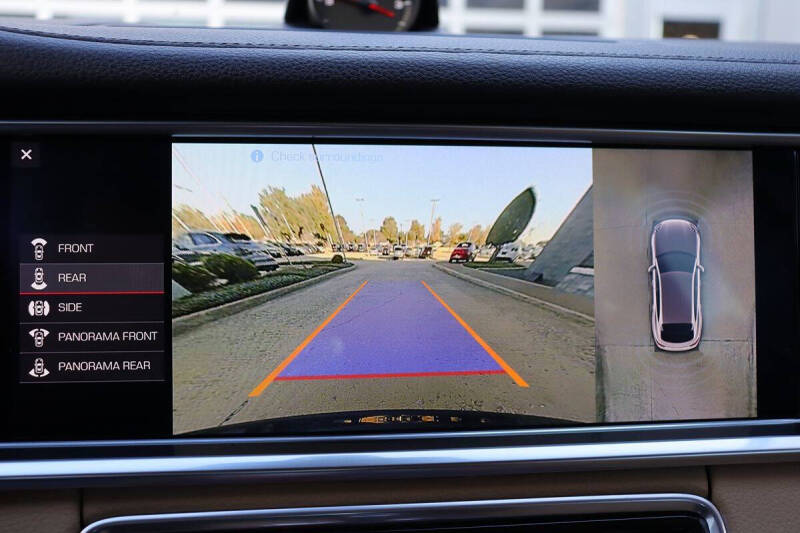 2018 Porsche Panamera 4 Sport Turismo