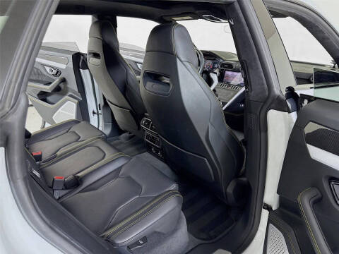 2020 Lamborghini Urus