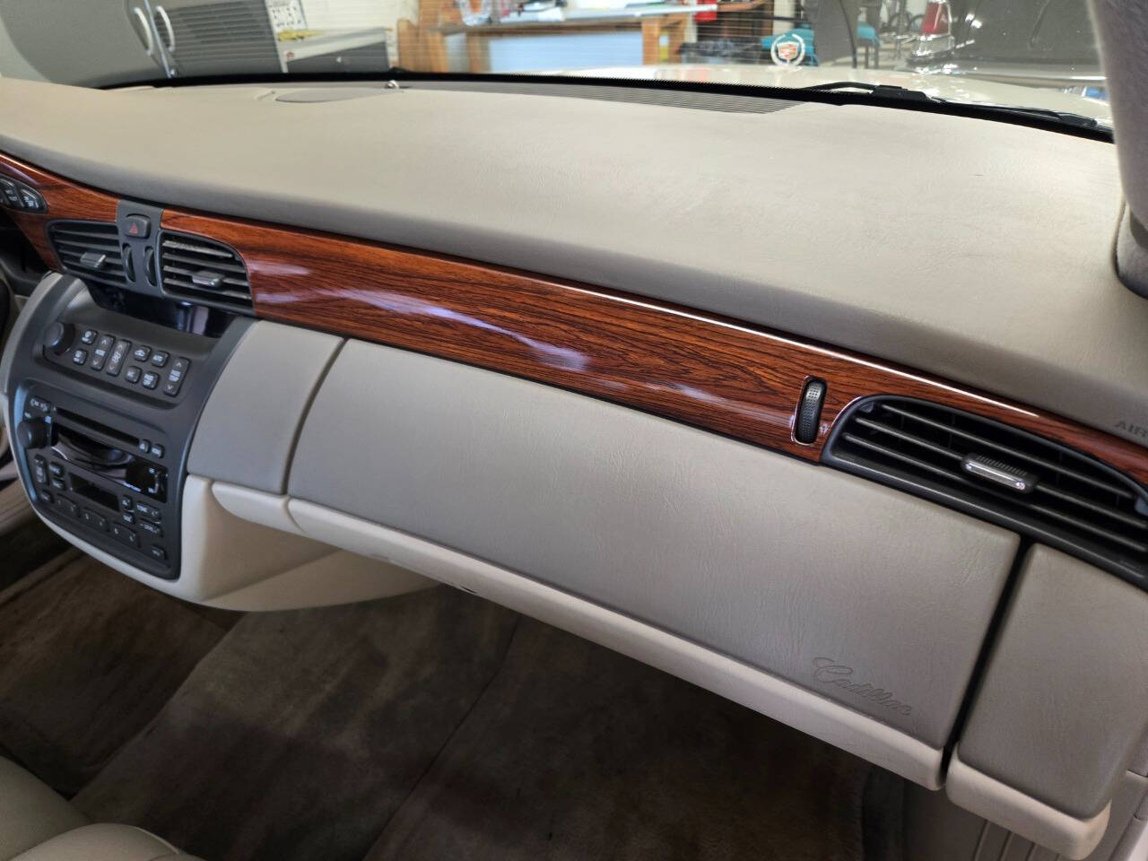 2002 Cadillac DeVille 98