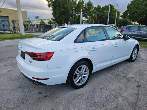 2017 Audi A4 2.0T quattro Premium