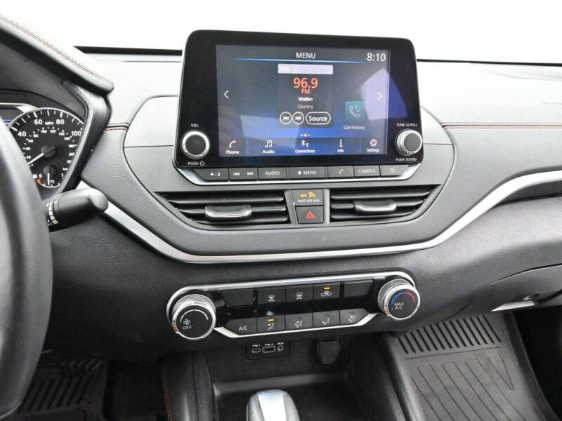 2021 Nissan Altima 2.5 SR