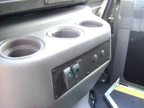 2013 Ford E-Series E-350 SD