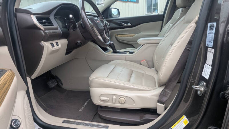 2019 GMC Acadia Denali