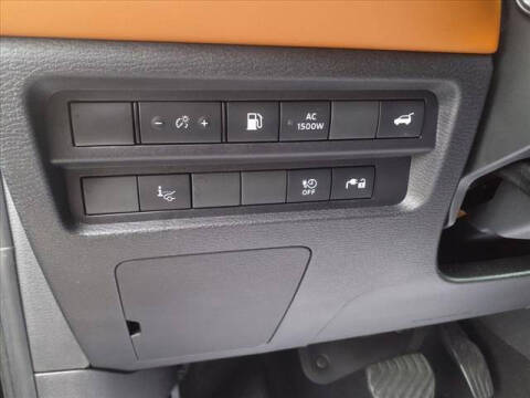 2023 Mitsubishi Outlander PHEV 40th Anniversary