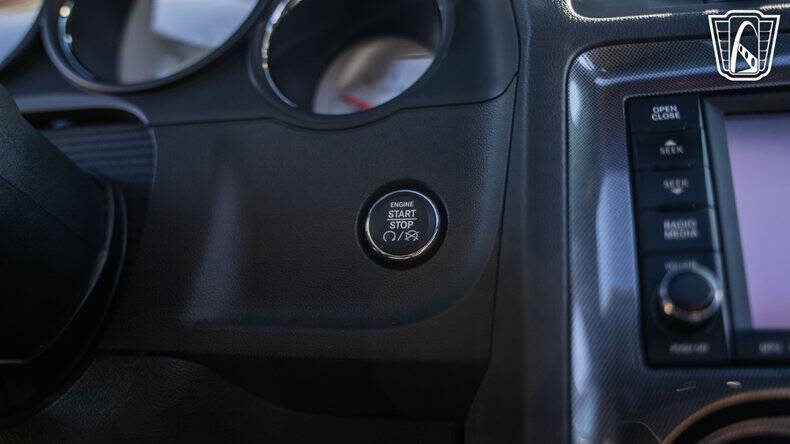 2010 Dodge Challenger SRT8