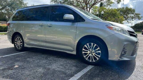 2019 Toyota Sienna for sale at Car Depot in Miramar FL