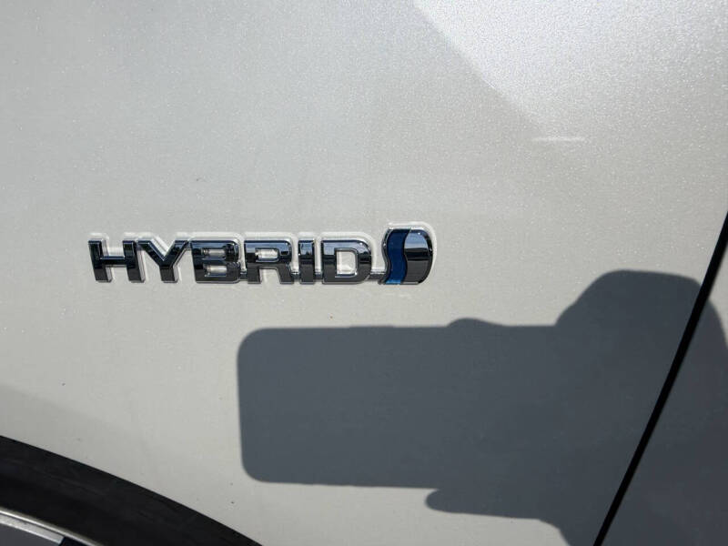 2018 Toyota Prius Three