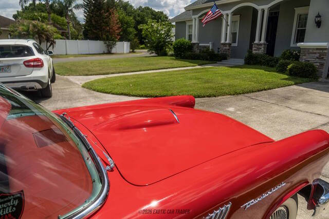 1957 Ford Thunderbird